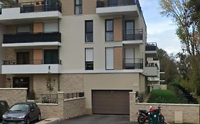 Pivoine -12 Min Des Parcs Walt Disney-Arrivee Autonome-Wifi&Parking Gratuit
